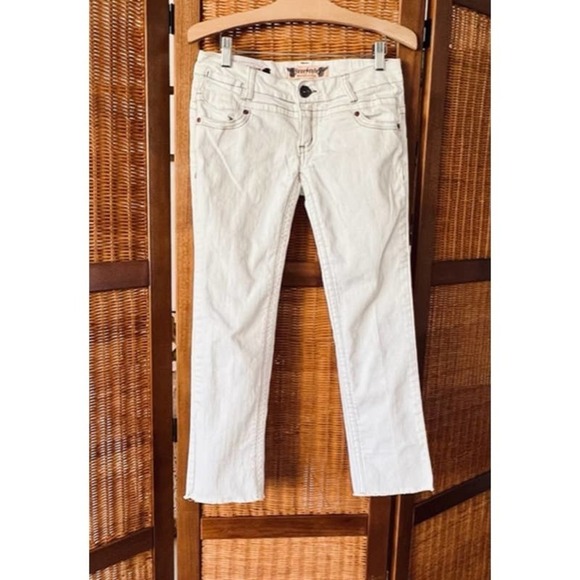 FREESTYLE REVOLUTION WHITE CROP ANKLE CUFFED DENIM JEANS SIZE 7 - Picture 1 of 10